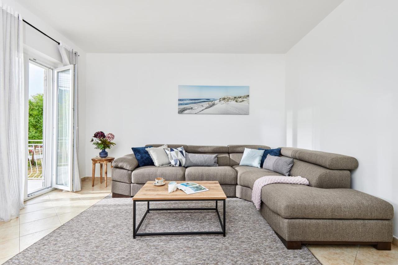 Waikiki Beach House Vila Tivat Exterior foto
