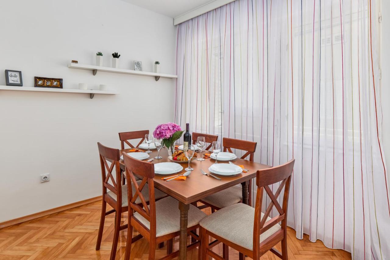 Waikiki Beach House Vila Tivat Exterior foto
